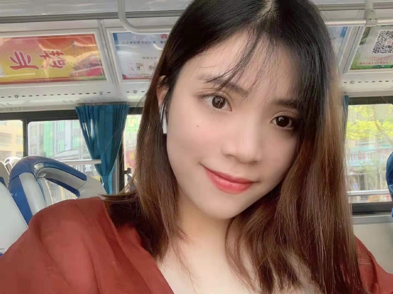 小眼睛的第一张照片--厦门红颜知己交友网